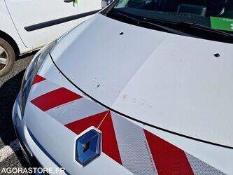 2011-renault-clio-1438530-46378547