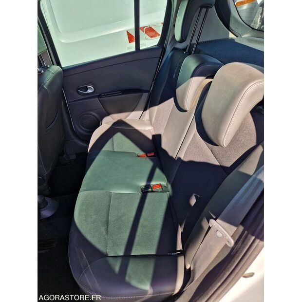 2011 Renault Clio-46378560