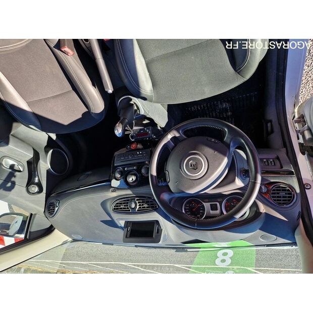 2011 Renault Clio-46378563