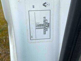 2013-renault-master-1438539-46378617