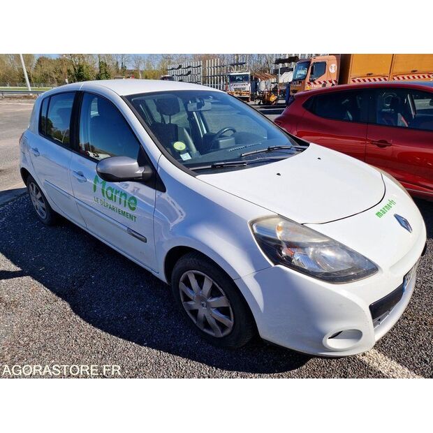 2011 Renault Clio-46378798