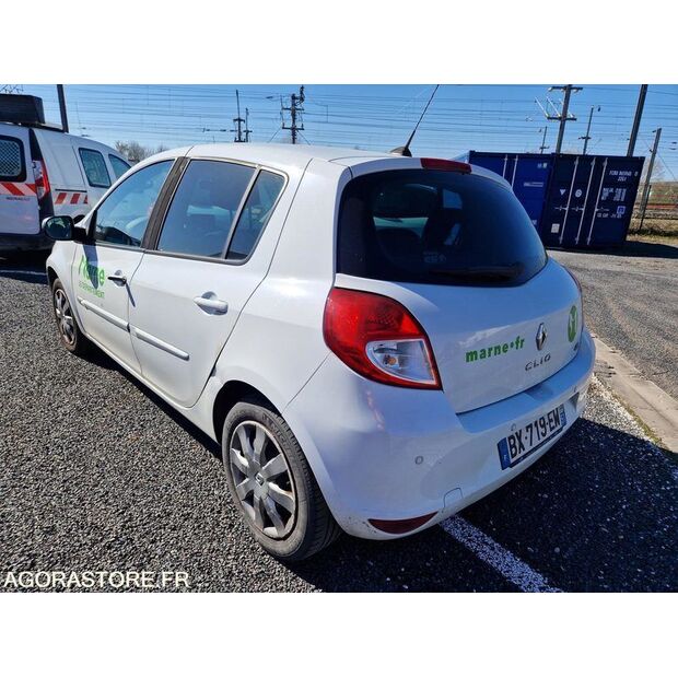 2011 Renault Clio-46378800