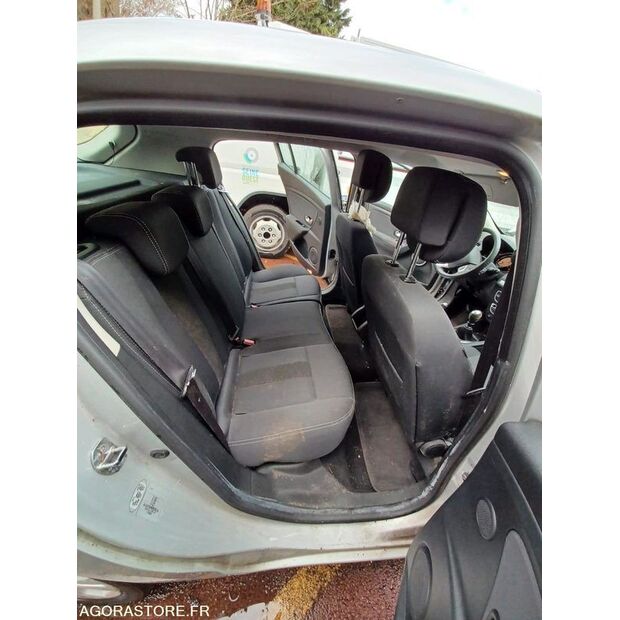 2011 Renault Megane-46378920