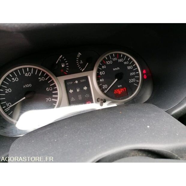 2002 Renault Clio-46378954