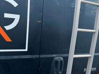 2021-peugeot-boxer-1438625-46378986