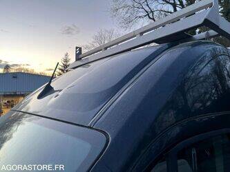 2021-peugeot-boxer-1438625-46378997