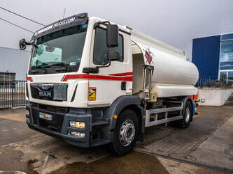 صورة ل ناقلات النفط 2014 مان TGM 18.290