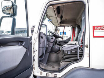 2014-renault-d12-1439022-46379041