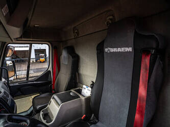 2014-renault-d12-1439022-46379043