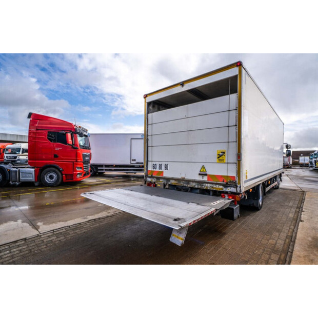 2014 رينو D12-46379050