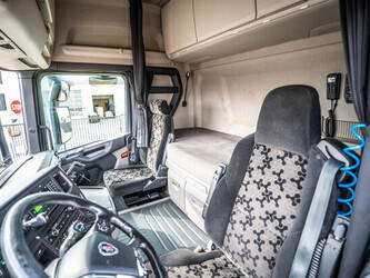 2019-scania-r450-1439023-46379065