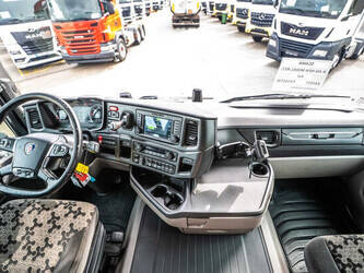 2019-scania-r450-1439023-46379071