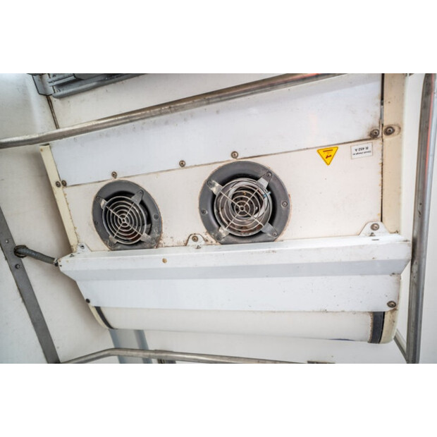 2015 فولفو FE 280-46379089