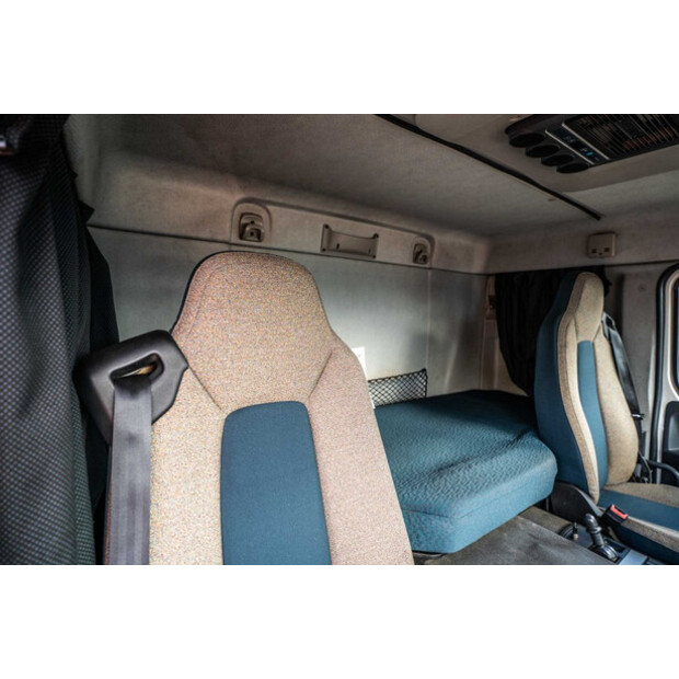 2015 فولفو FE 280-46379103