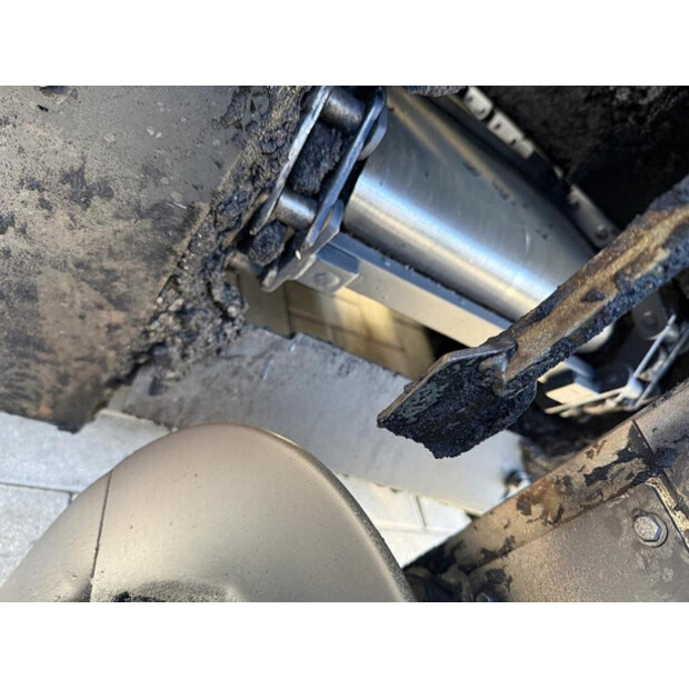 2014 BOMAG BF 223C-46379168