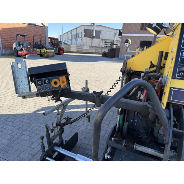 2014 BOMAG BF 223C-46379194