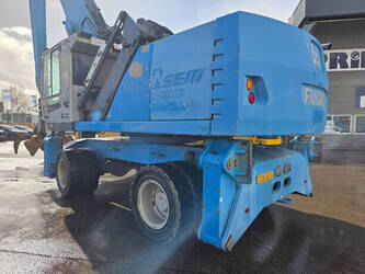 2011-fuchs-mhl-360-d-46379424
