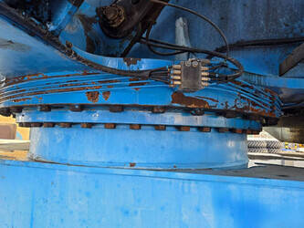 2011-fuchs-mhl-360-d-46379429