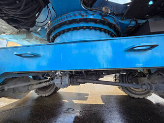 2011-fuchs-mhl-360-d-46379430