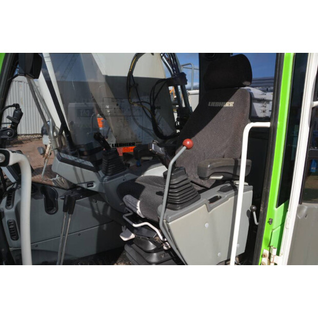 2015 ليبهير R 946 LC-V Long Reach-46379456