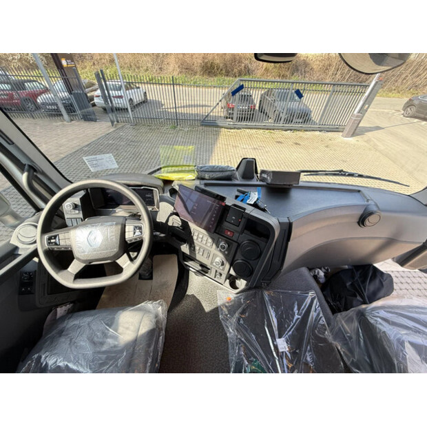 2026 Renault K480-46379493