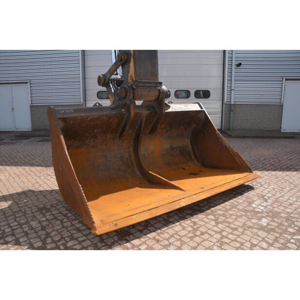 2014 كاتربيلر 374FL-46379509