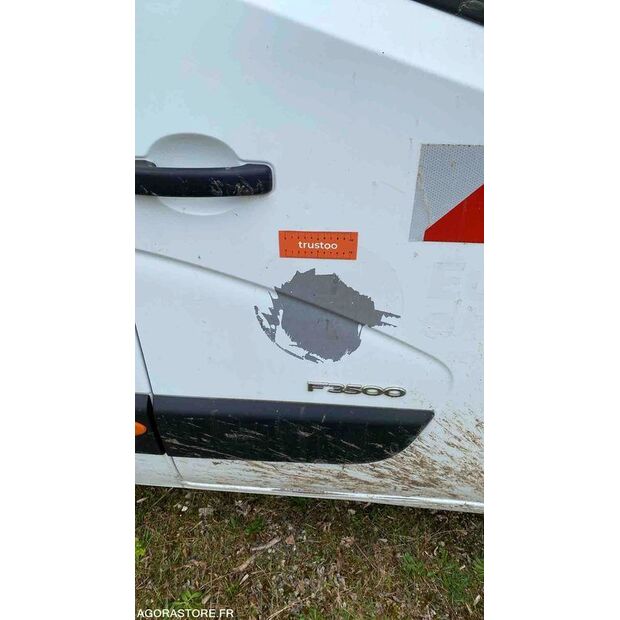 2012 رينو Master-46391644