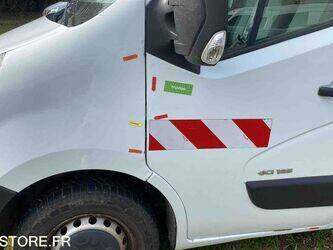 2013-renault-master-1438935-46391689