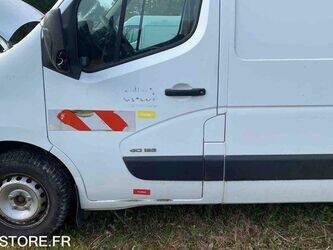 2013-renault-master-1438980-46391732