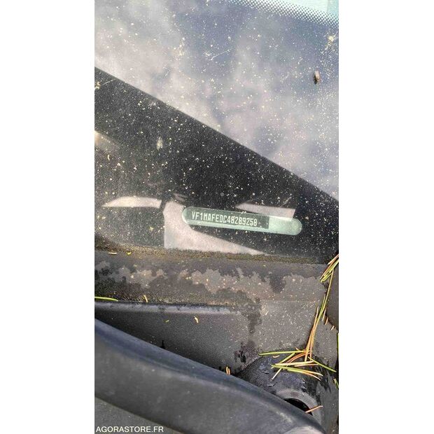 2013 رينو Master-46391738