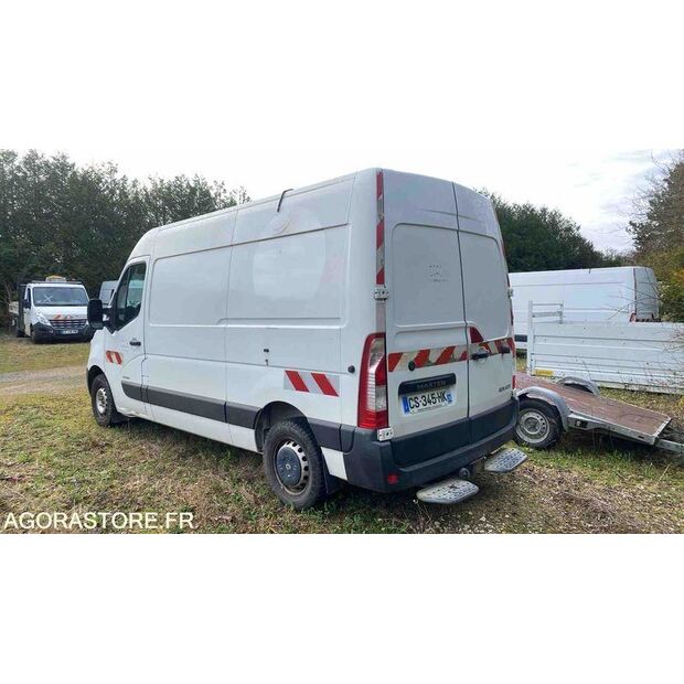 2013 رينو Master-46391754