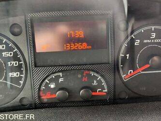 2016-peugeot-boxer-1438987-46391782