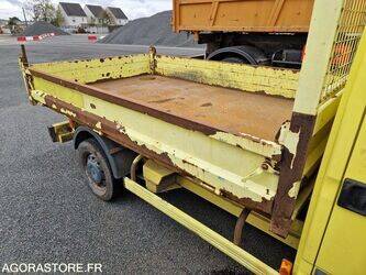 2009-renault-master-1439001-46391830