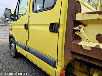 2009-renault-master-1439001-46391844