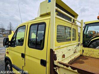 2009-renault-master-1439001-46391845