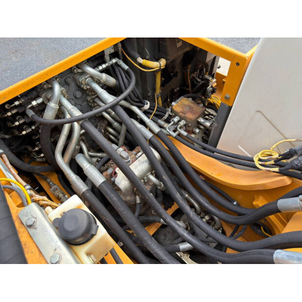 2014 Liebherr R922SLC-46392093