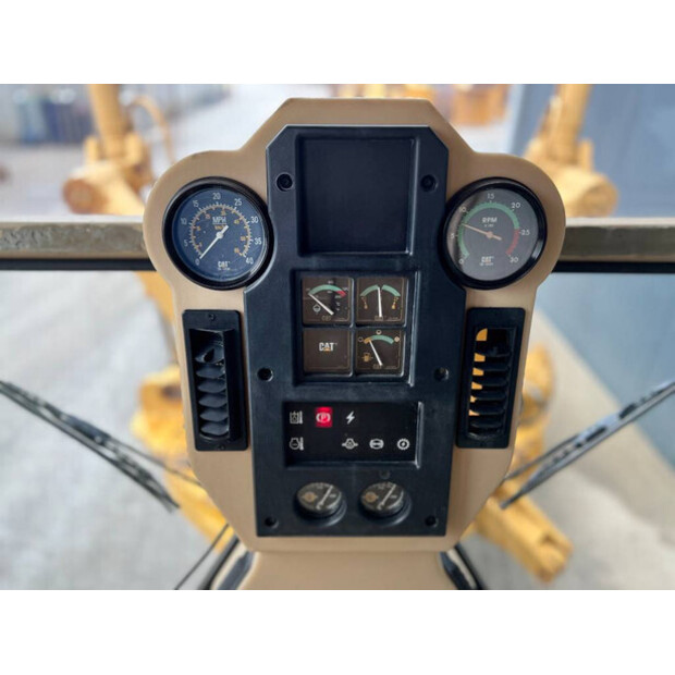 1997 Caterpillar 140H-46392423