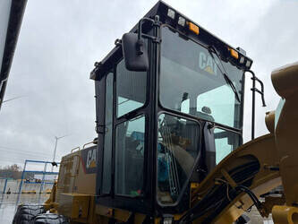 2018-caterpillar-140k-1439057-46392498