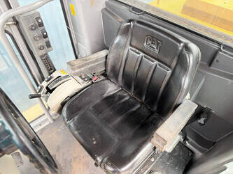 2018-caterpillar-140k-1439057-46392521