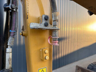 2021-caterpillar-301-8-1439059-46392574