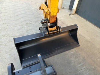 2021-caterpillar-301-8-1439059-46392576