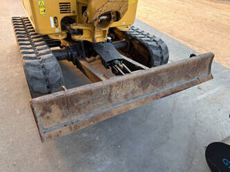 2021-caterpillar-301-8-1439059-46392580