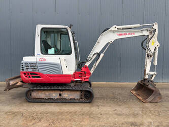 2010-takeuchi-tb235-1439060-46392652