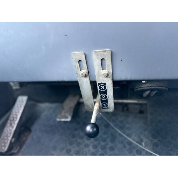 2004 HAMM GRW15-46393108