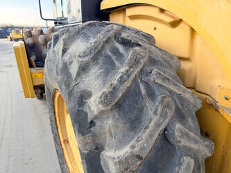 2011-caterpillar-cp76-1439073-46393212