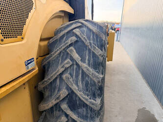 2011-caterpillar-cp76-1439073-46393213