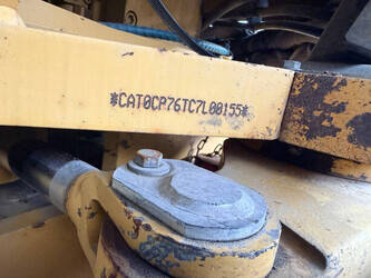 2011-caterpillar-cp76-1439073-46393218