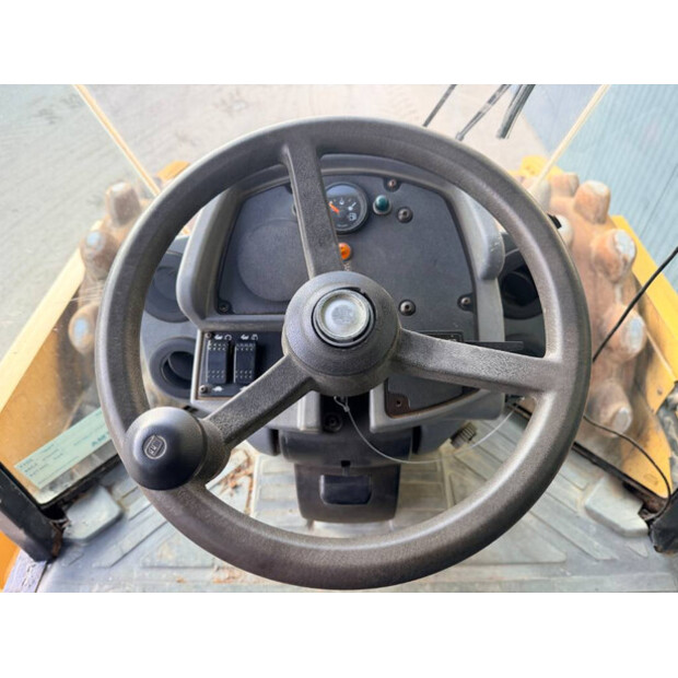 2011 كاتربيلر CP76-46393228