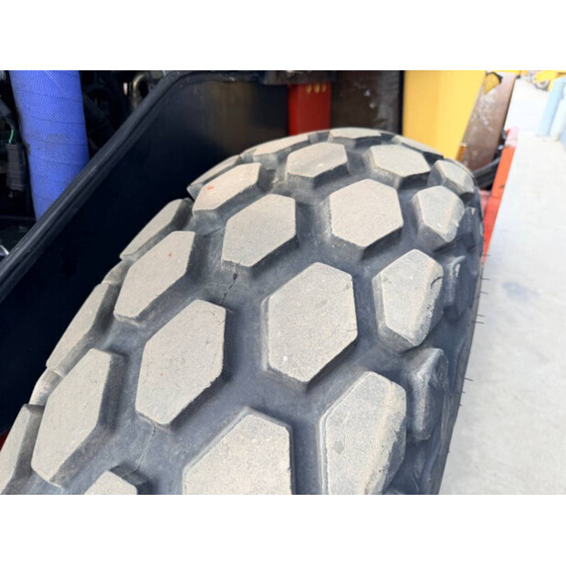 2009 DYNAPAC CA152D-46393419