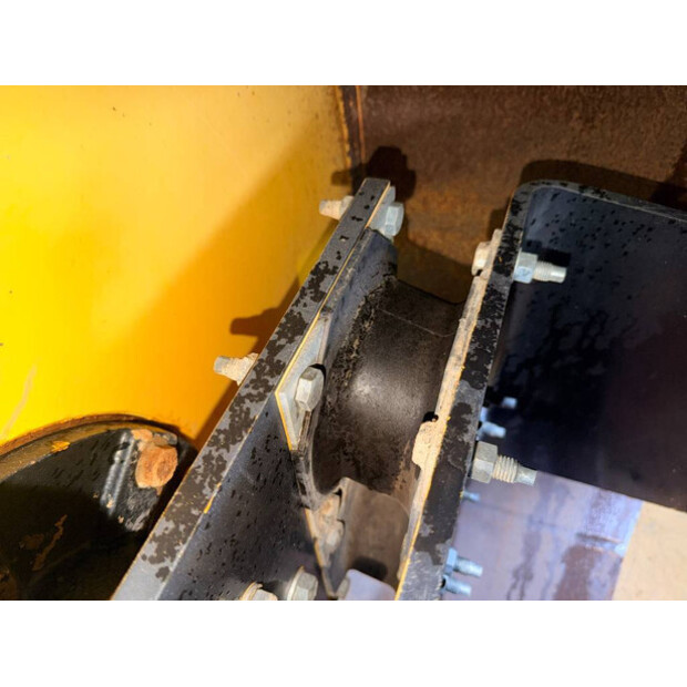 2009 DYNAPAC CA152D-46393433